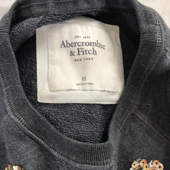 Abercrombie sequin heart crew neck - Picture 2 of 2